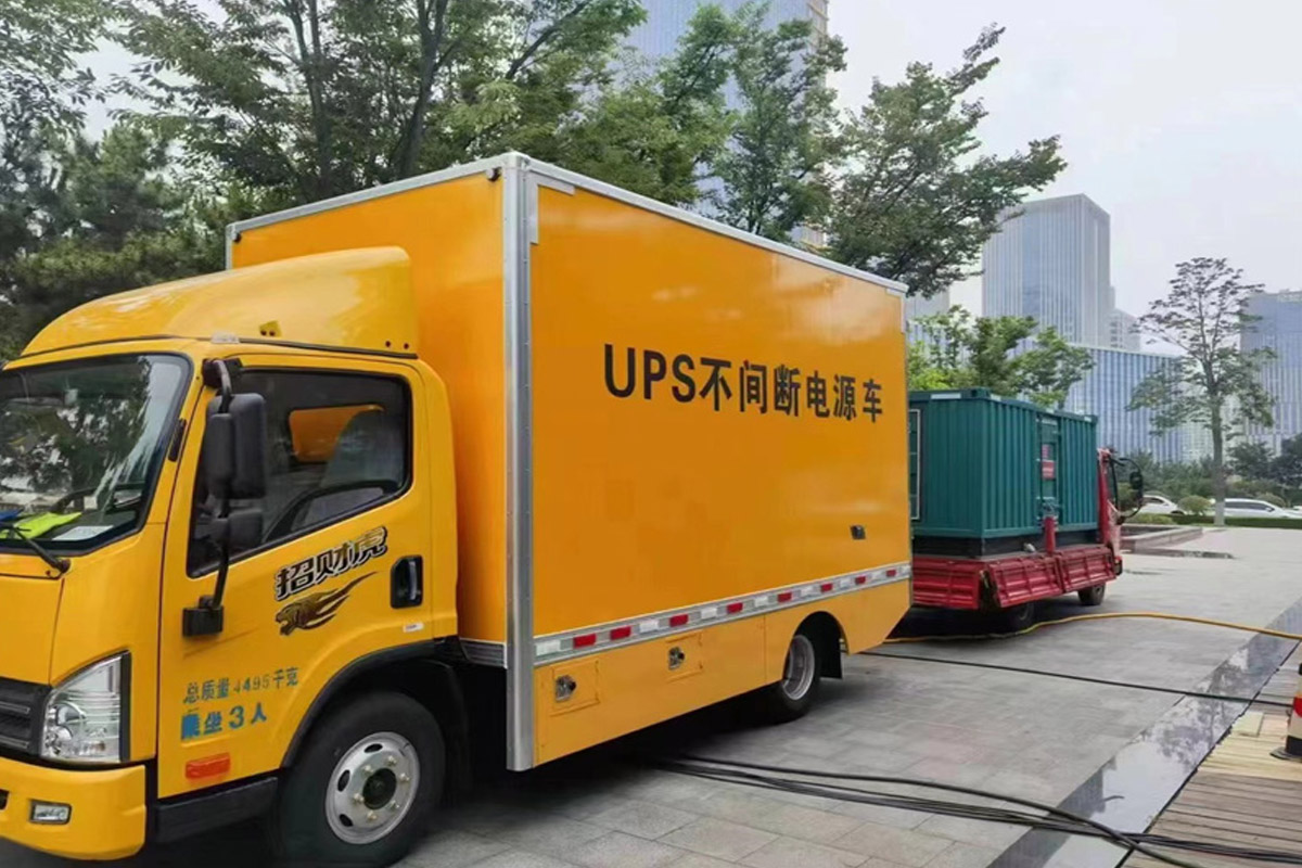 且末发电机租赁施工现场