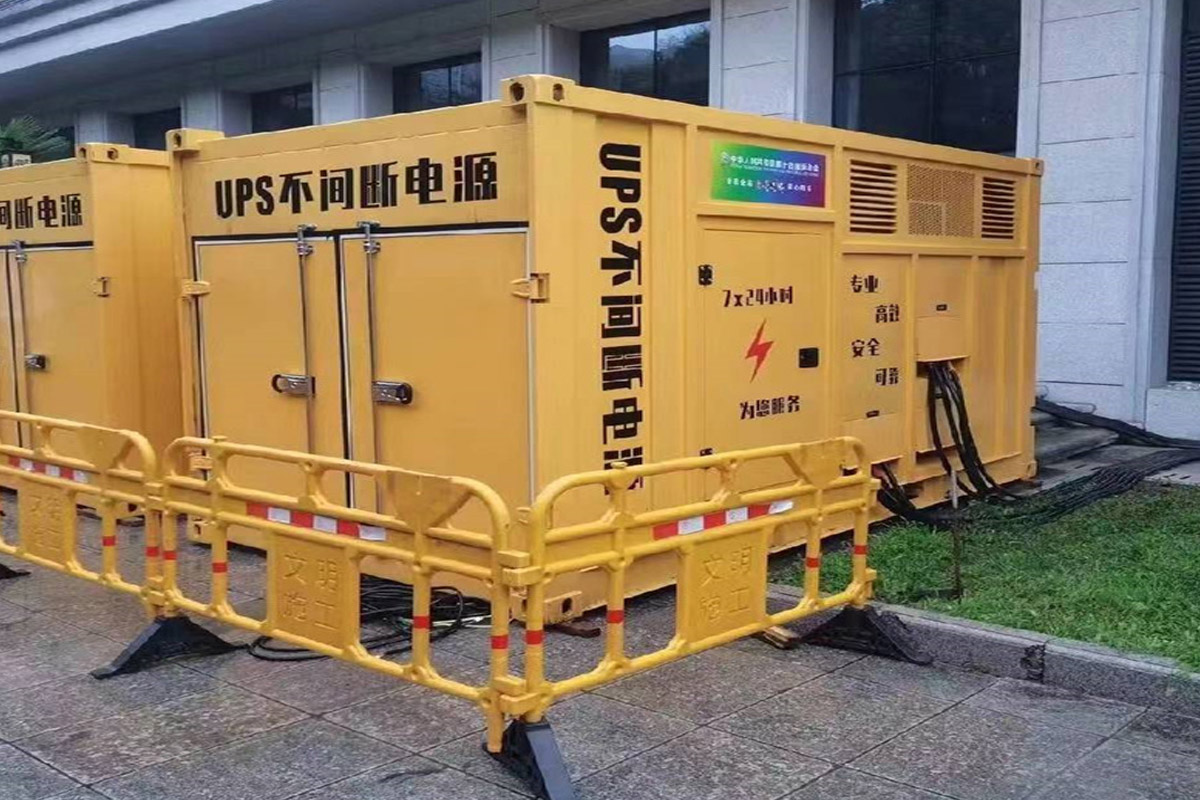 且末发电机租赁施工现场